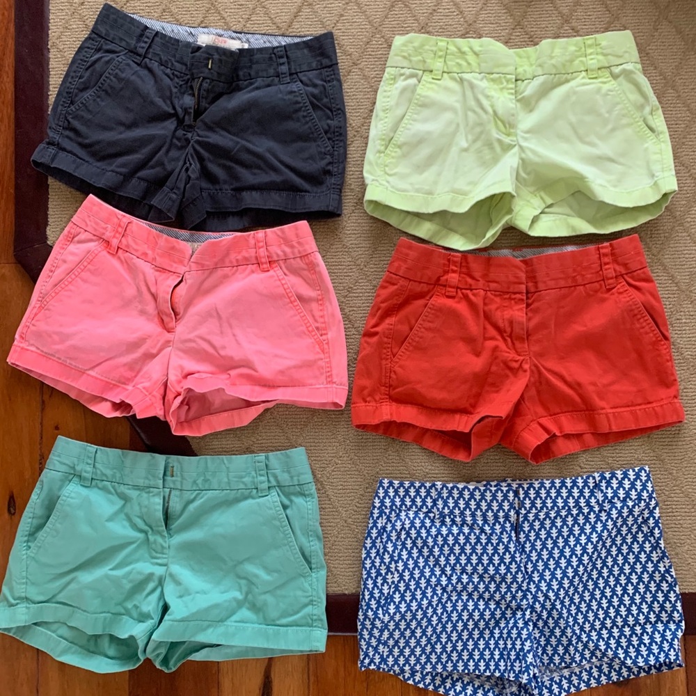 4” J. Crew Chino Shorts Women (Blood Orange)